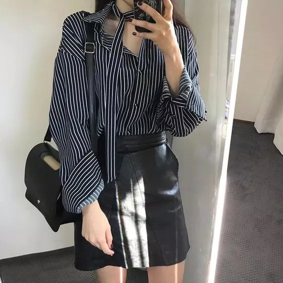 Áo sơ mi choker sọc