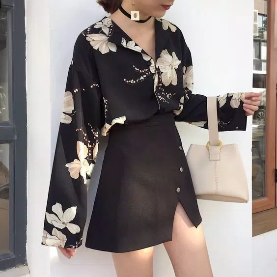 Áo sơ mi cổ chữ V