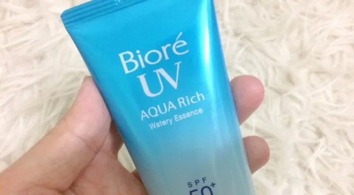 Bioré UV Aqua Rich Watery Essence
