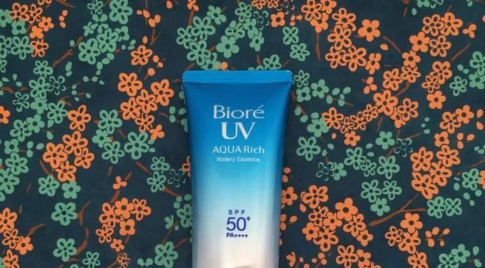 Bioré UV Aqua Rich Watery Essence
