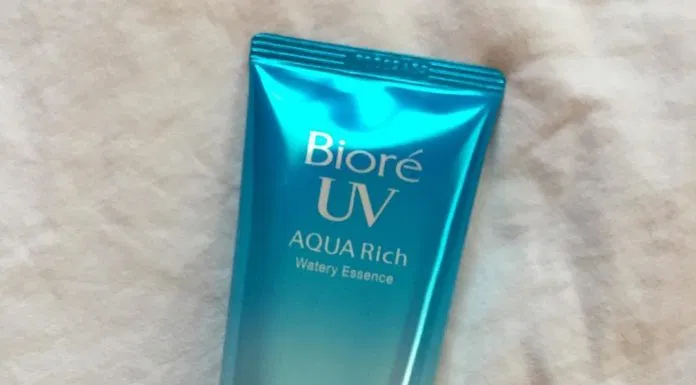 Bioré UV Aqua Rich Watery Essence