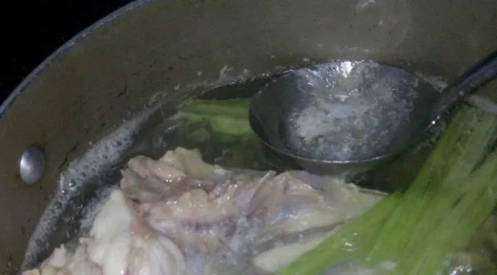 Khô gà lá chanh