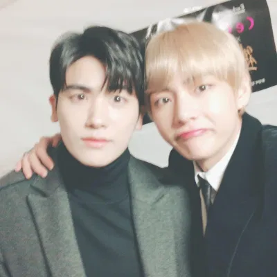 V & Park Hyung Sik