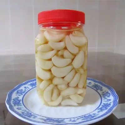 Tỏi ngâm