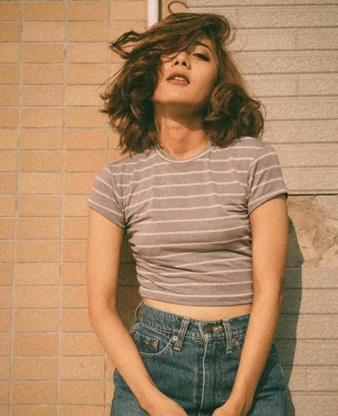 Áo crop-top