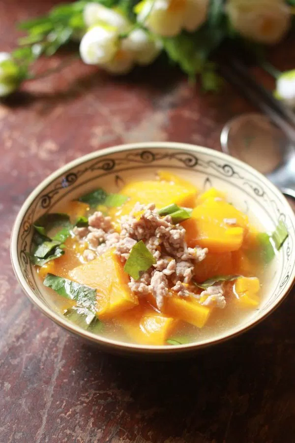 Canh bí ngô thịt bằm