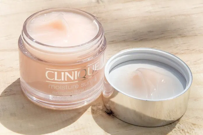 Clinique Moisture Surge Extended Thirst Relief