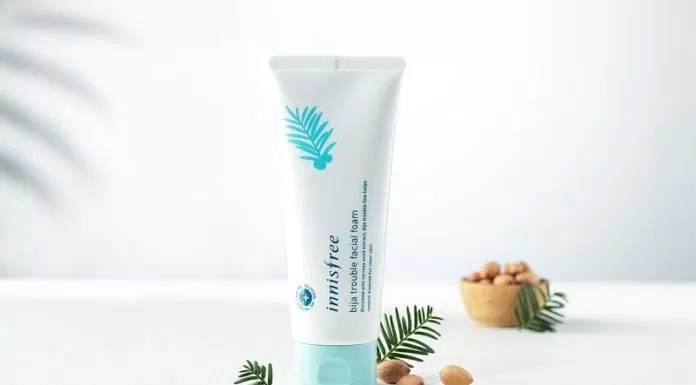 5 sữa rửa mặt dành cho da mụn, giá bình dân dưới 300.000 đồng