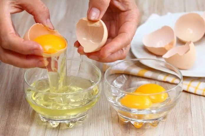 Lòng trắng trứng gà