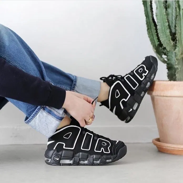Giày nike air uptempo black