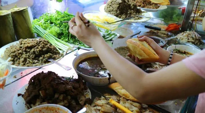 Bánh mì Phượng