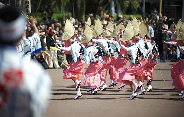 Điệu múa truyền thống Bon-odori