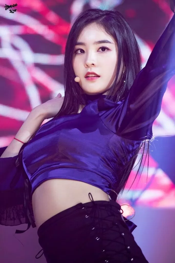 nahyun-sonamoo