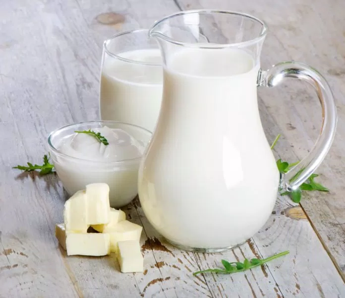 Sữa làm nghiêm trọng hơn các vấn đề da, trong đó có mụn.