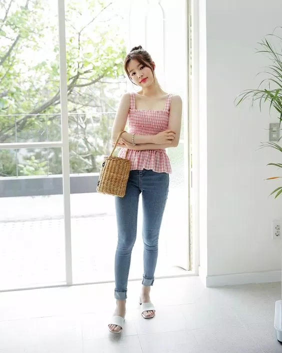 Áo 2 dây điệu đà