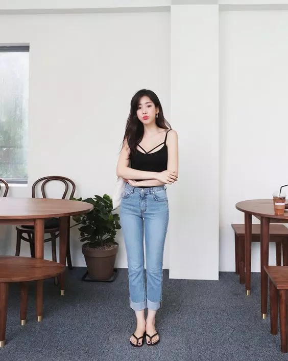 Áo 2 dây điệu đà
