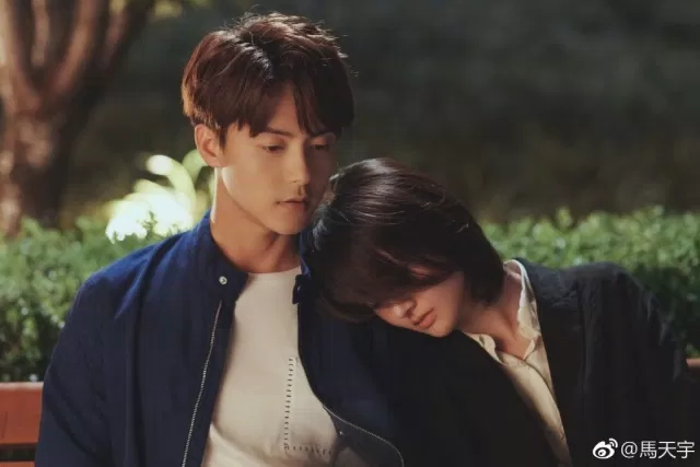 Bi Thương Ngược Dòng Thành Sông
