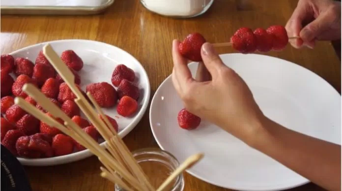 dâu tây ngào đường