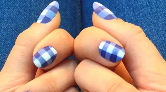 nail