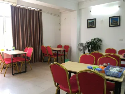 Tầng 2 nhà hàng