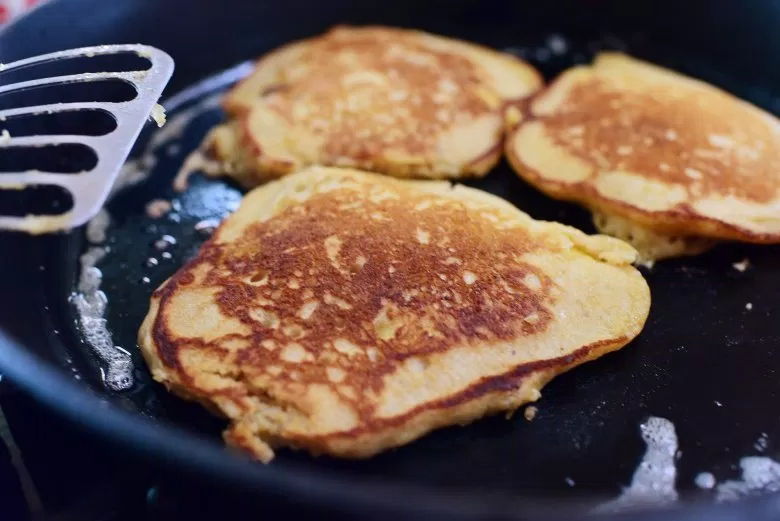 Bánh Pancake đào