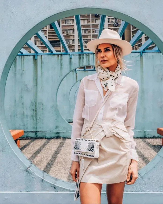 Cách đeo túi mini bag