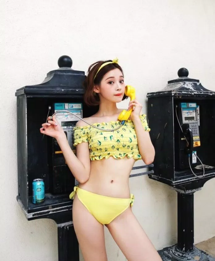 Đồ bơi dành cho cô nàng ngực lép