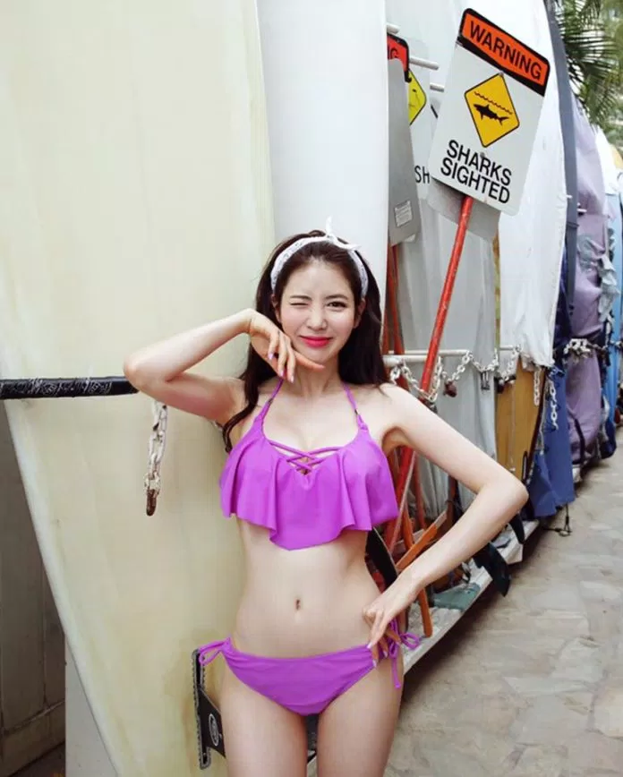 Đồ bơi dành cho cô nàng ngực lép