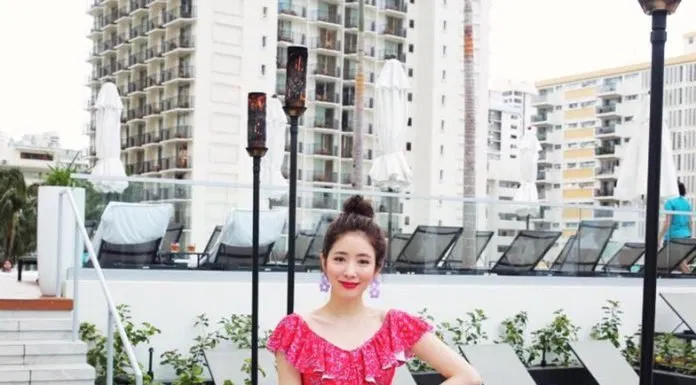 Đồ bơi dành cho cô nàng ngực lép