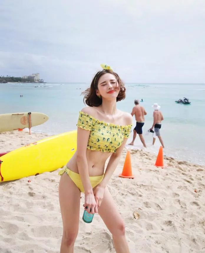 Đồ bơi dành cho cô nàng ngực lép