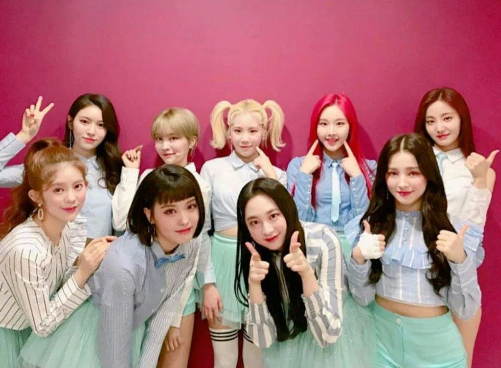 MOMOLAND