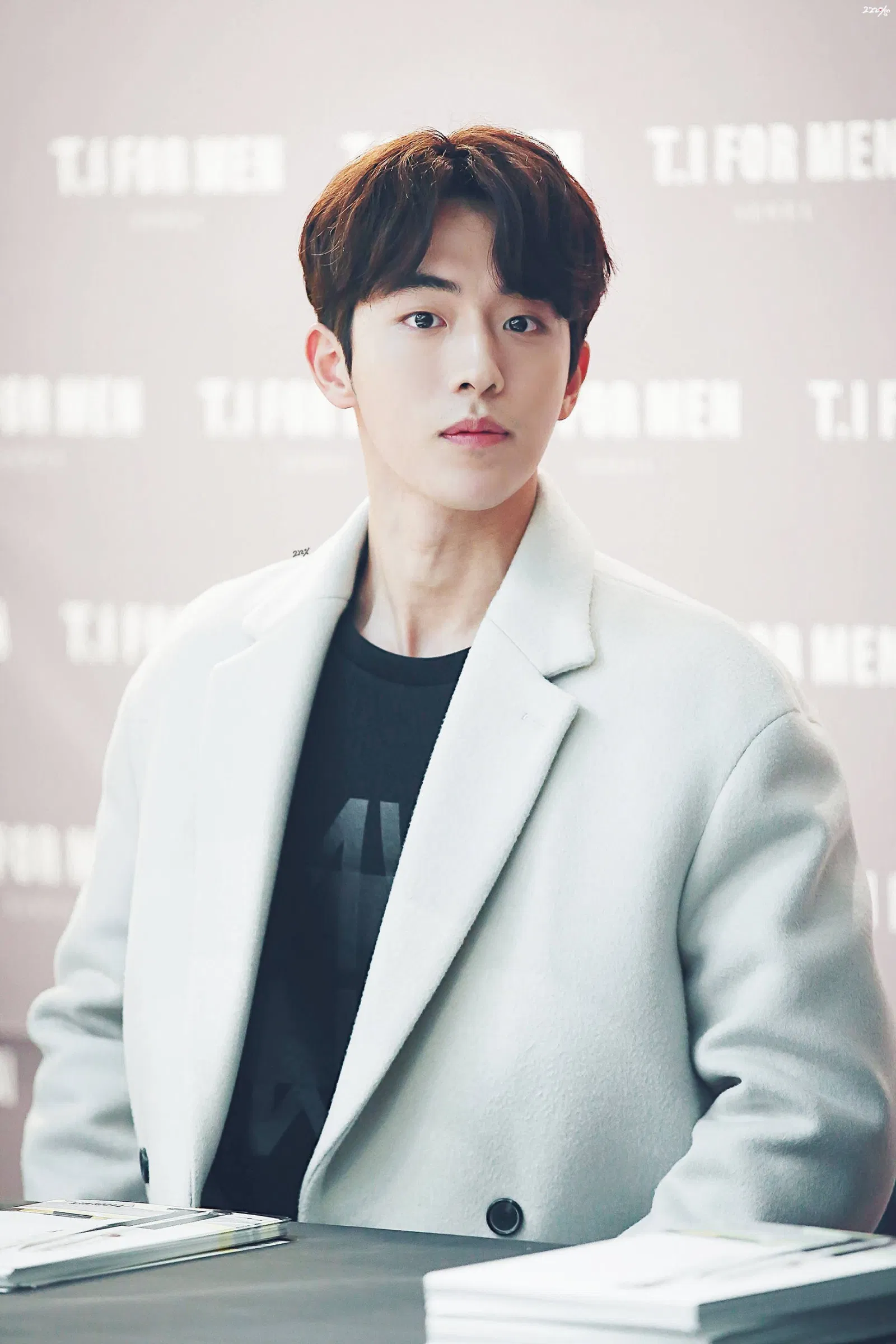 Nam Joo Hyuk trẻ tuổi lại đẹp trai, là nam thần trong tim của vô số thiếu nữ (Nguồn: Internet)