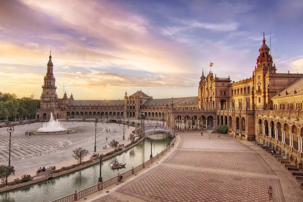 Quảng trường ở Seville