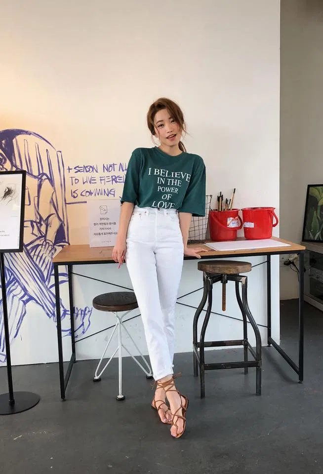 Quần dài nữ màu trắng