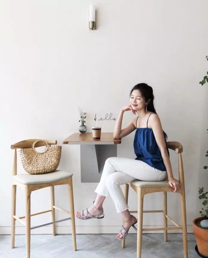Quần dài nữ màu trắng