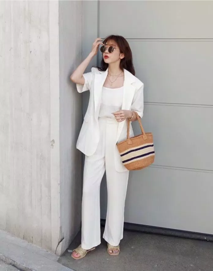Quần dài nữ màu trắng