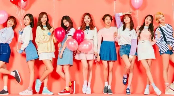 MV KPOP có lượt xem “khủng” nhất YouTube 2021 : Tình yêu, bắn súng, nước trái cây có đủ!