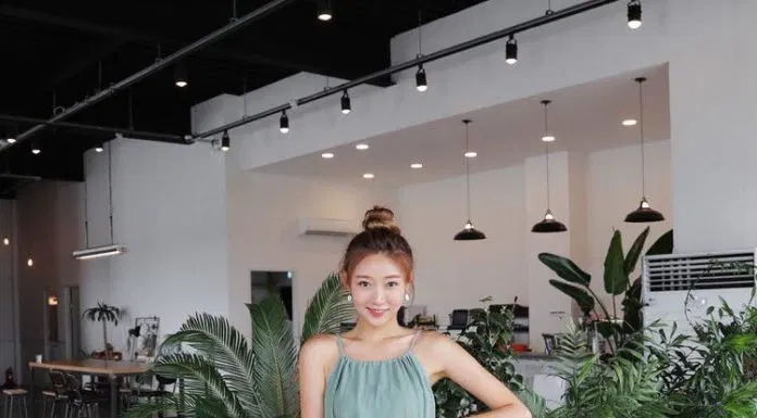Váy đi biển