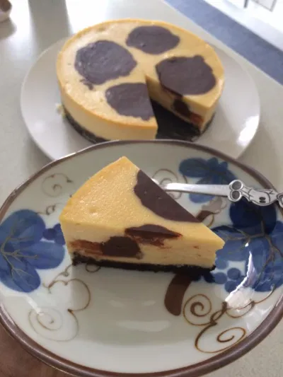 Bánh cheese con bò