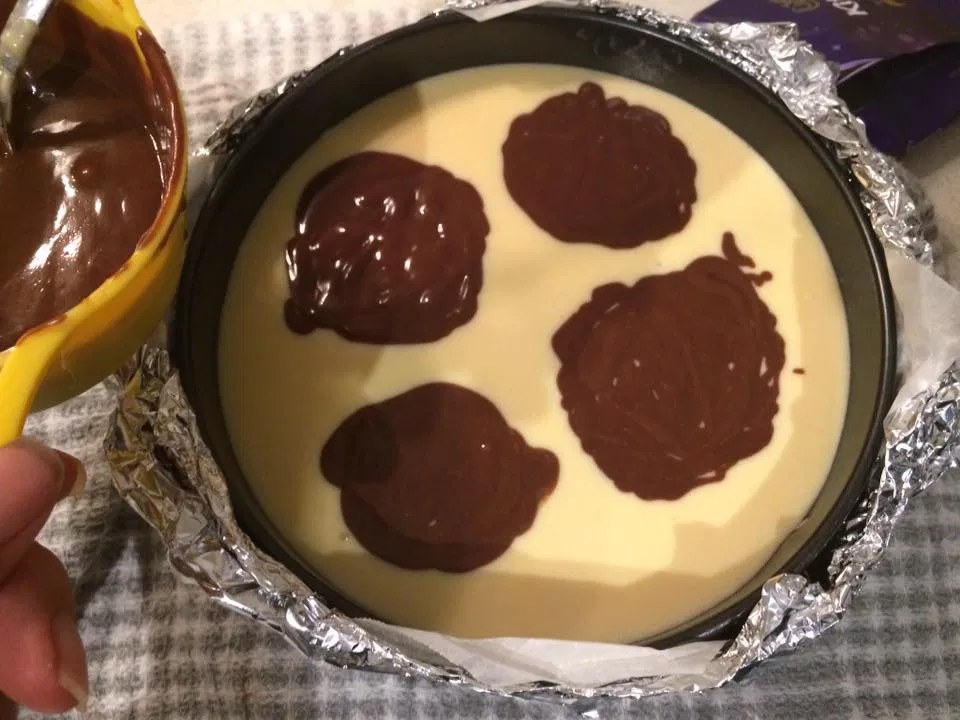 Bánh cheese con bò