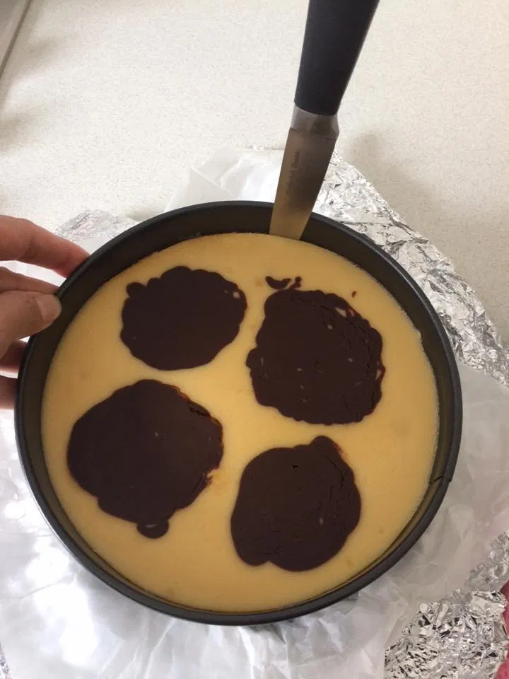 Bánh cheese con bò