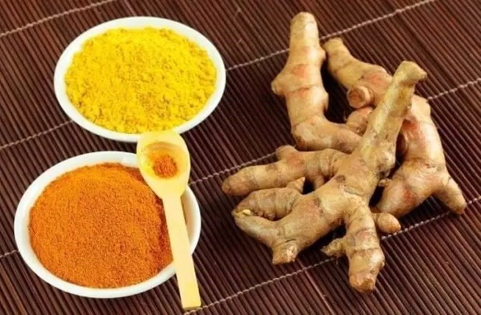 cách dùng tinh bột nghệ chữa bệnh