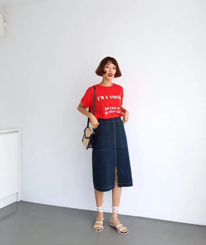 Chân váy xẻ tà trước