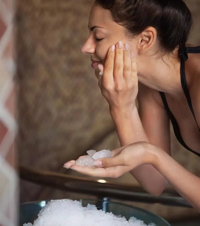 đá lạnh làm đẹp da