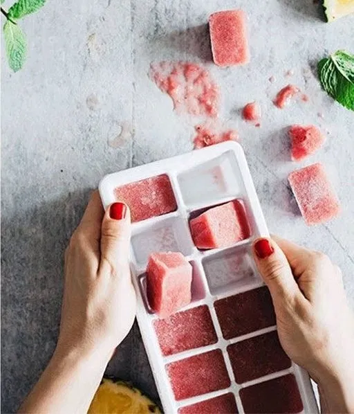 đá viên làm đẹp da