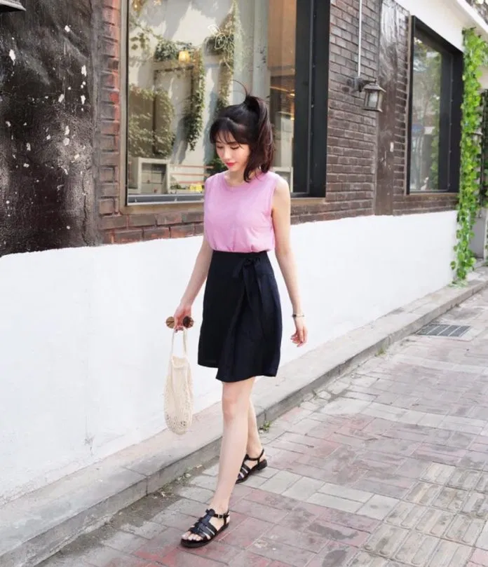 Dép quai hậu nữ