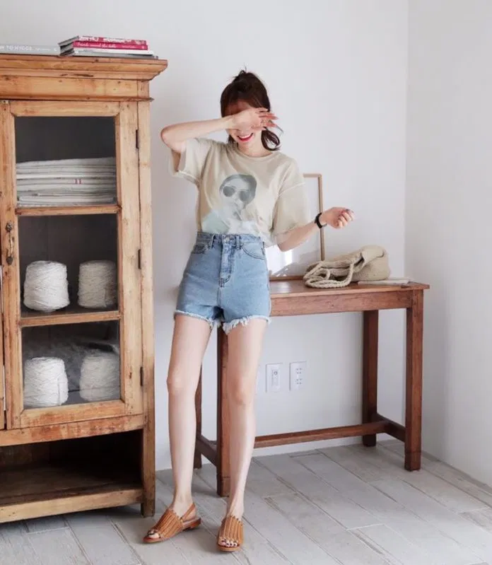 Dép quai hậu nữ