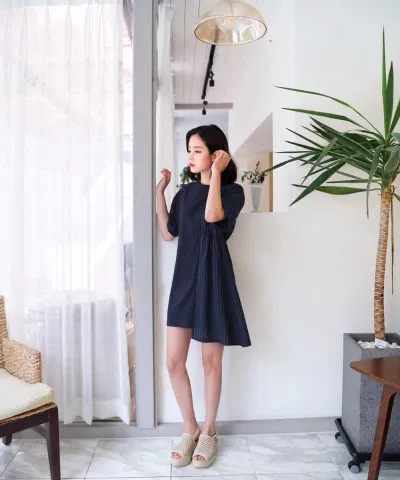 Dép quai hậu nữ