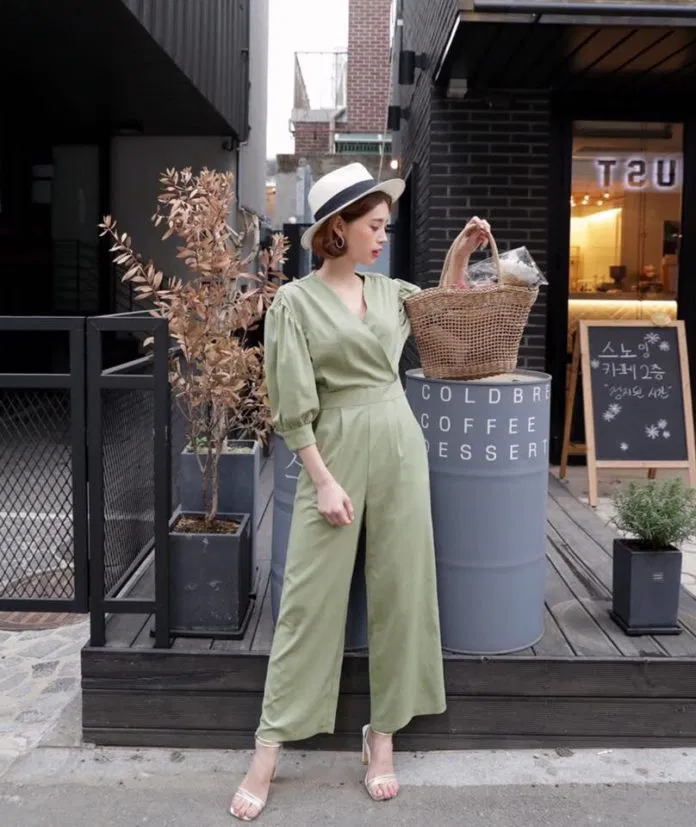 Dép quai hậu nữ
