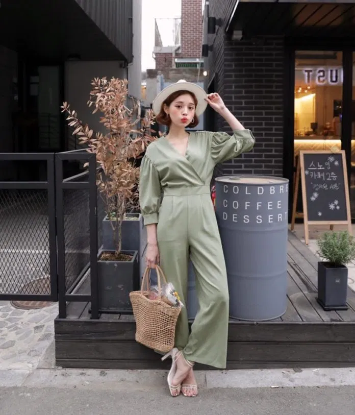 Dép quai hậu nữ